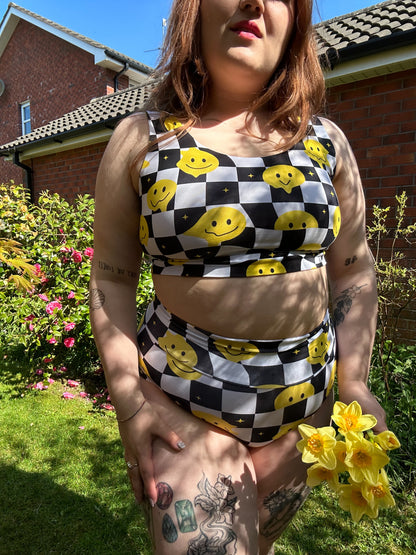 Psychedelic smile bra