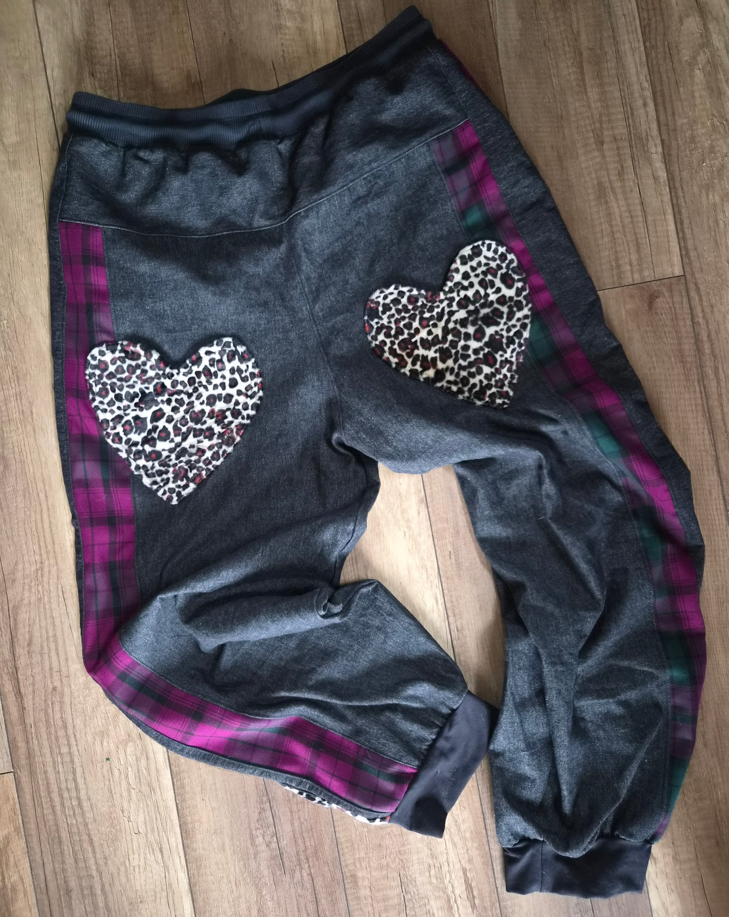 Leopard love