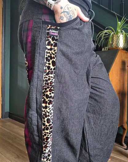 Leopard love
