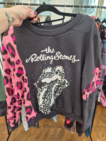 Rolling leopard
